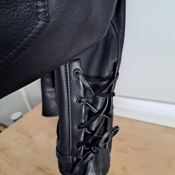 Fashions by Rose USA Black Leather Motorcycle Jacket - Picture 5 of 9